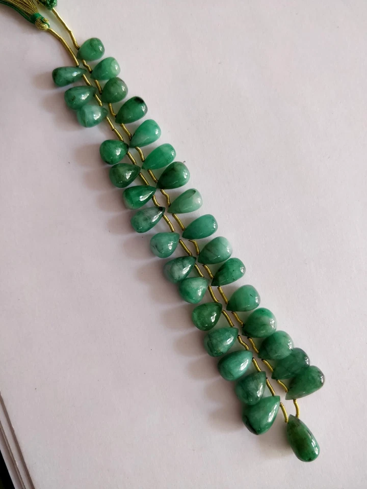 Lágrimas perforadas esmeralda natural piedras sueltas esmeraldas sin tratar gotas sin cortar Foto 4 de 4