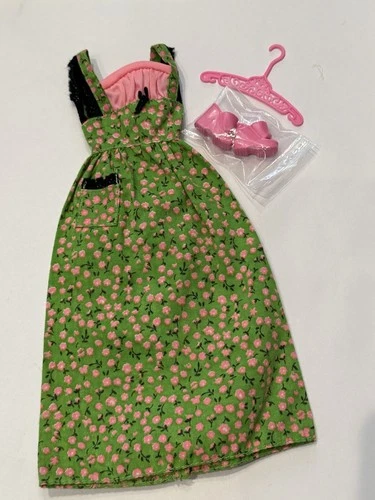 EUC!! Vintage 1970s Barbie Best Buy #7416 Doll Dress Green & Pink Mattel Outfit