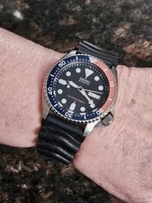 Seiko SKX009 Automatic Diver's watch, "Pepsi Diver" Due To Blue And Red Bezel