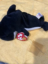 RARE Ty Beanie Baby - Waves the Whale 8 " Inch Plush Stuffed Toy Tag With Errors