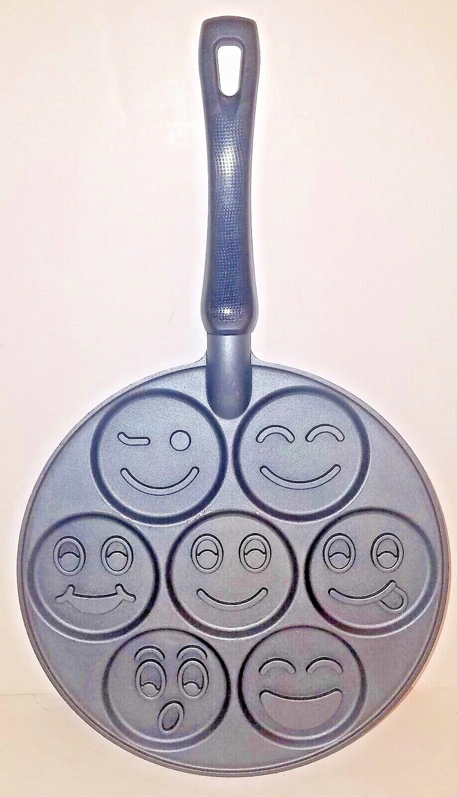 Nordic Ware Smiley Face Pancake Pan - Thumbnail 5