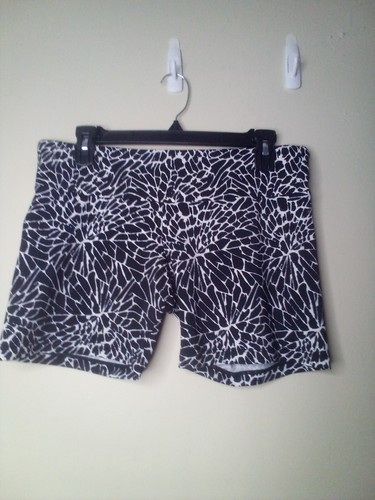 Onzie Shorts M L Women Active Athletic Pattern Black White - 第 16/16 張圖片
