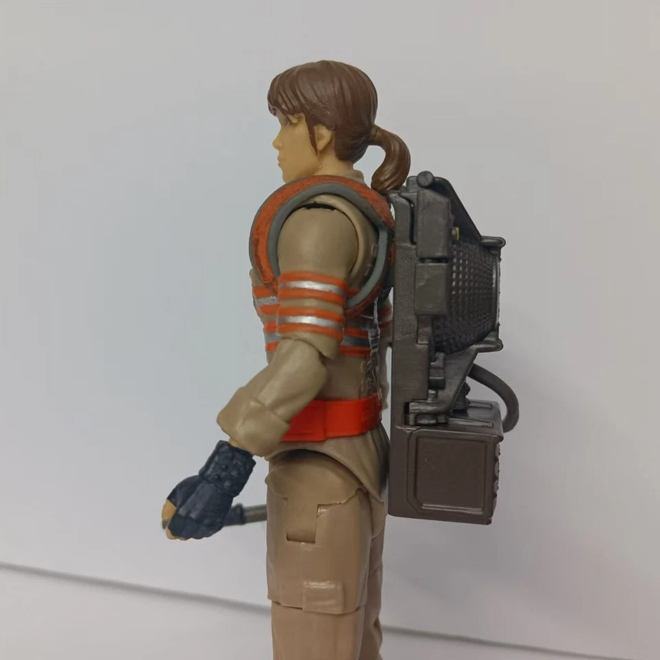 Figura de acción Ghostbusters Erin Gilbert 6" suelta Foto 3 de 4