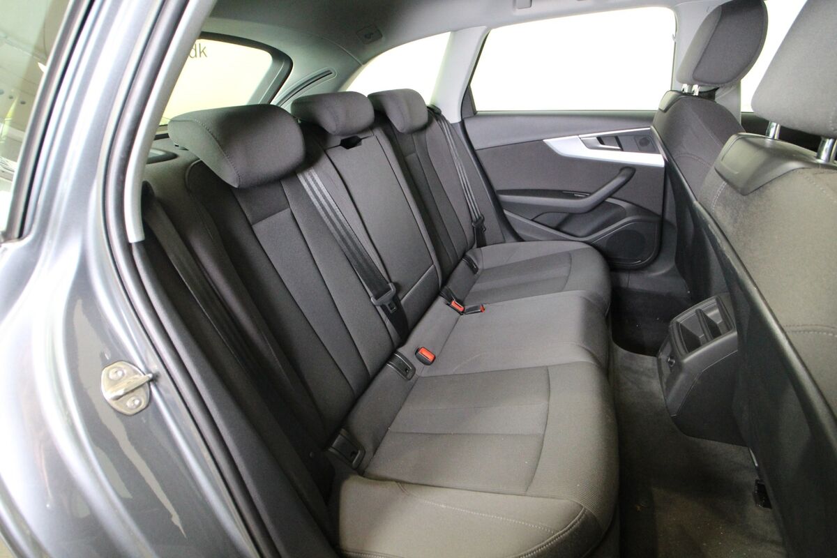 Audi A4 3,0 TDi 218 Sport Avant S-tr.
