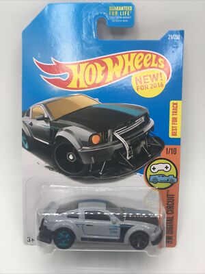 2016 Hot Wheels 2005 Ford Mustang Gray Hw Digital Circuit New