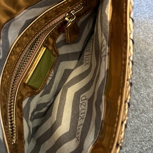 Classic Beautiful - Deux Lux Womens Foldover Magnetic Clutch metallic Woven - Picture 5 of 8