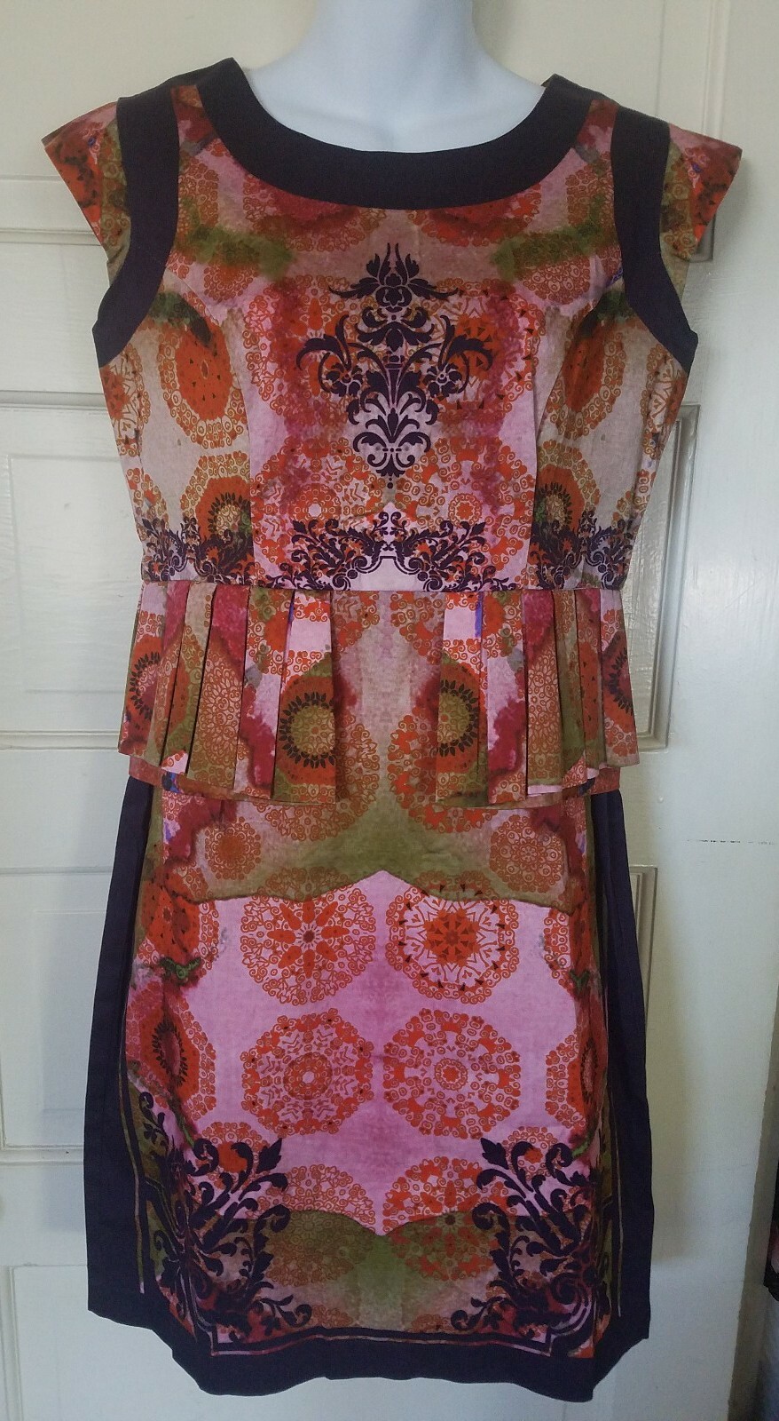 Picture 1 of 4