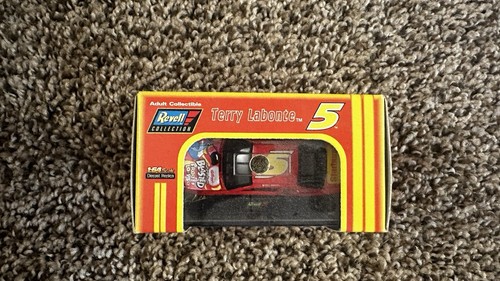 1998 Terry Labonte #5 Monte Carlo Kellogg's Marshmallow Blasted Froot Loops - Picture 2 of 2