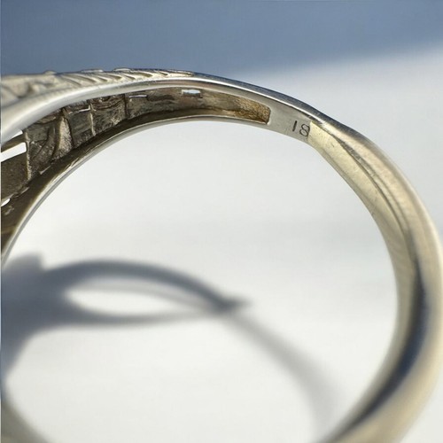 Art Deco Vintage 18 Karat White Gold Transitional Cut Diamond Ring Size 5.5 - Picture 7 of 9