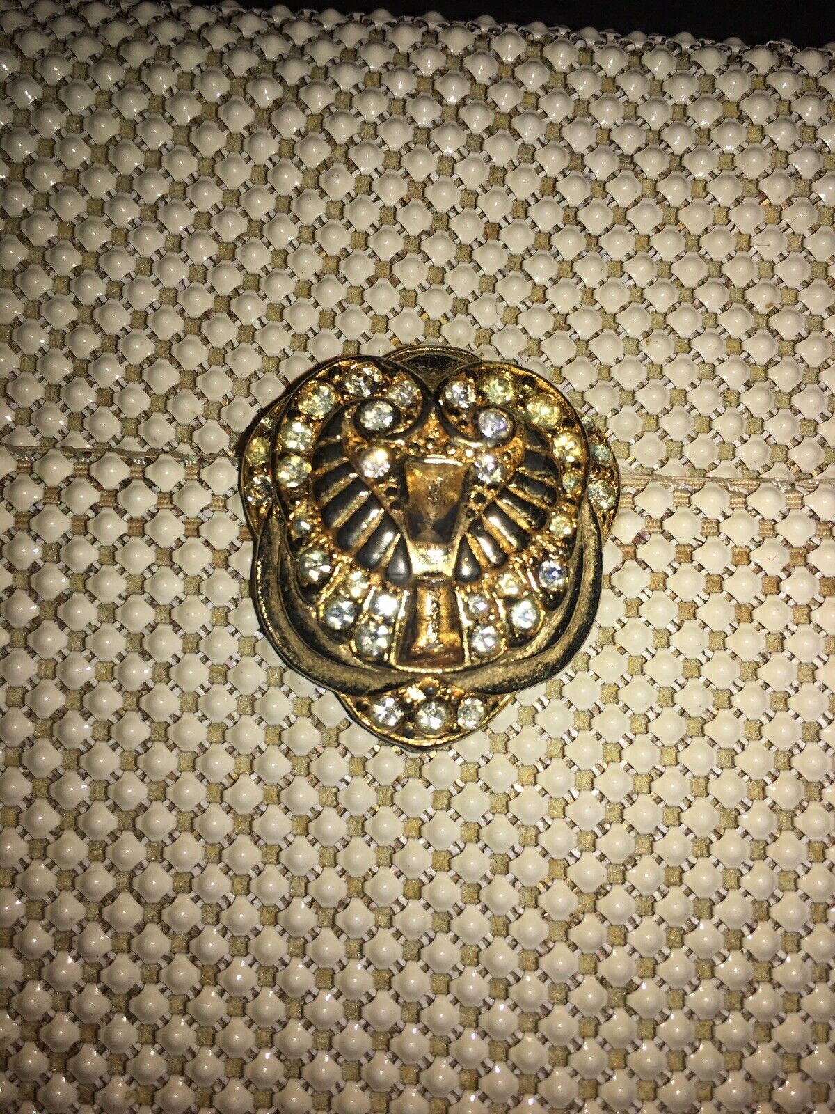 Picture 2 of 9