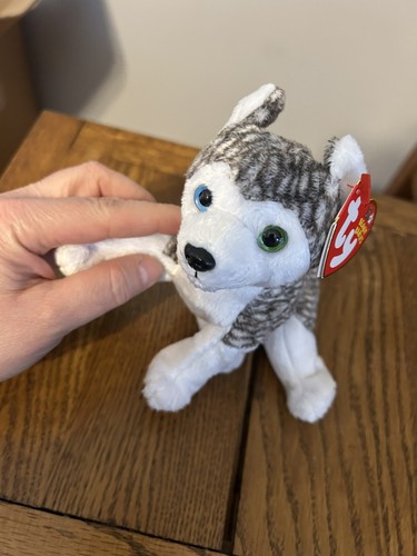 TY BEANIE BABY CUTE MUKLUK THE DOG WITH TAG PLUSH TOY AND FREE SHIPPING - Picture 2 of 5