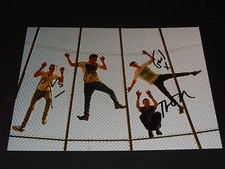 ALT-J AUTOGRAPHED BAND SIGNED 8X10 AN AWESOME WAVE THIS IS ALL YOURS JOE NEWMAN