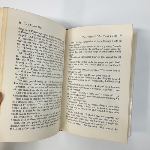 The Magic Man Life of Robert Houdin I G Edmonds Hardcover Book Magician Bio - Imagen 12 de 22