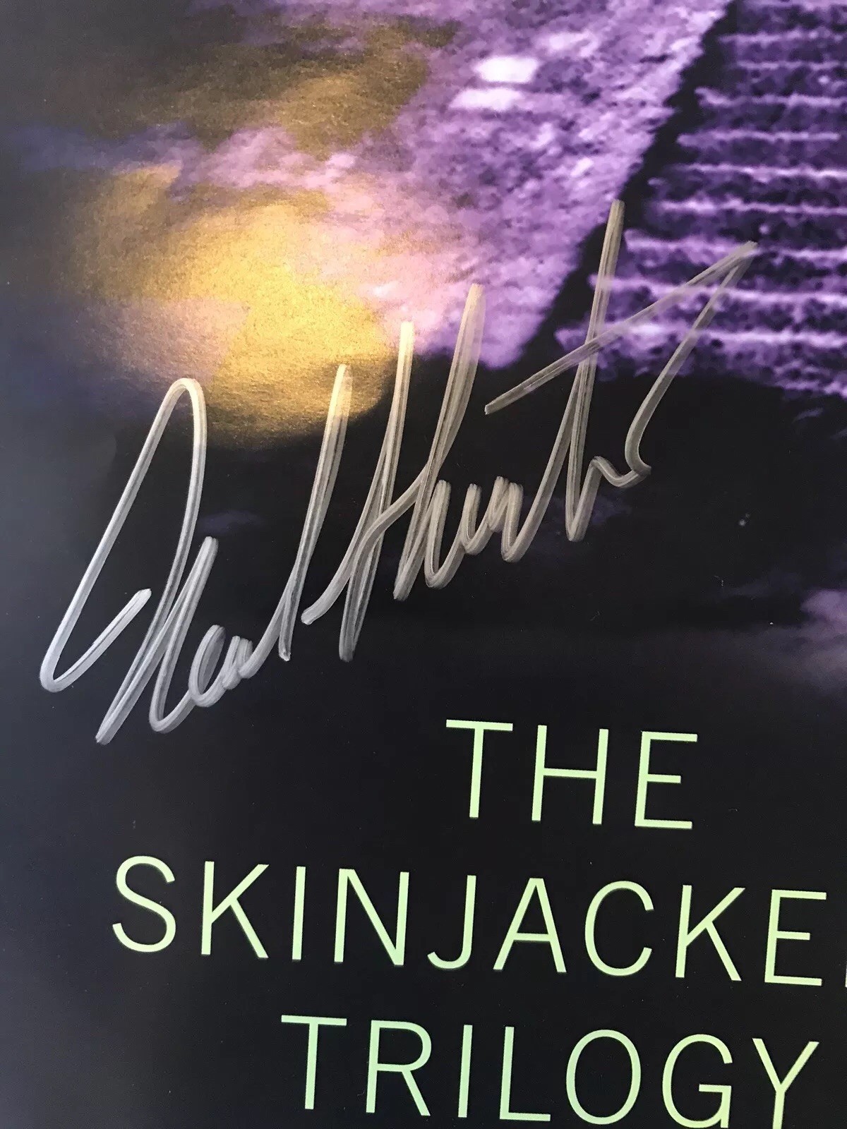 10+ Everfound (Skinjacker, #3) Background