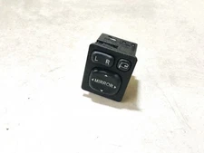 769747 Switch Mirror Adjustment Toyota RAV-4 DE1042354-86