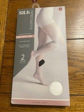 Silk Impressions 2 Pair Women's Pantyhose White 40 Denier Sheer M