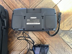 SEGA Game Gear Handheld Cartridge Gaming Console in Black 2110 W/case Handy Plug
