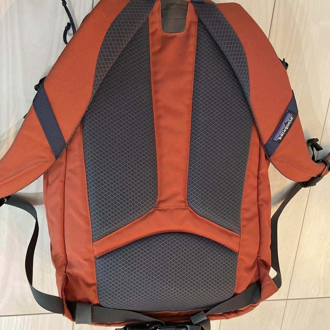 Foto 4 di 9