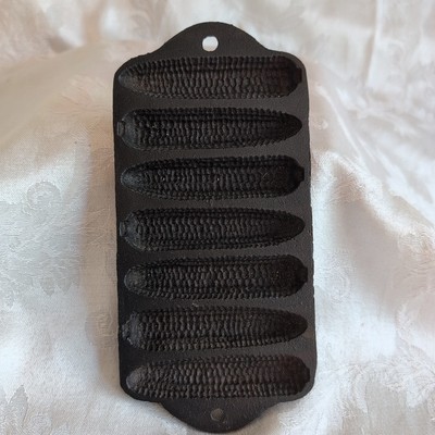 VTG Mini Griswold Cast Iron Crispy Corn Or Wheat Stick Pan Erie, PA RARE 4'' x 8''
