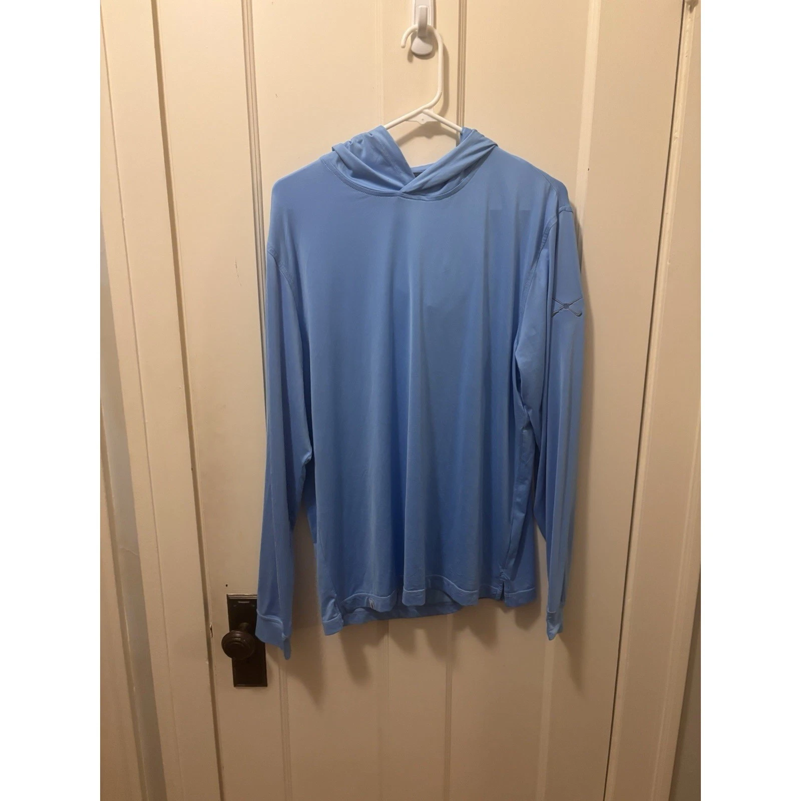 NWOT Johnnie-O Talon Long Sleeve Hoodie Mens M Blue Golf UPF 50+ Stretch Logo