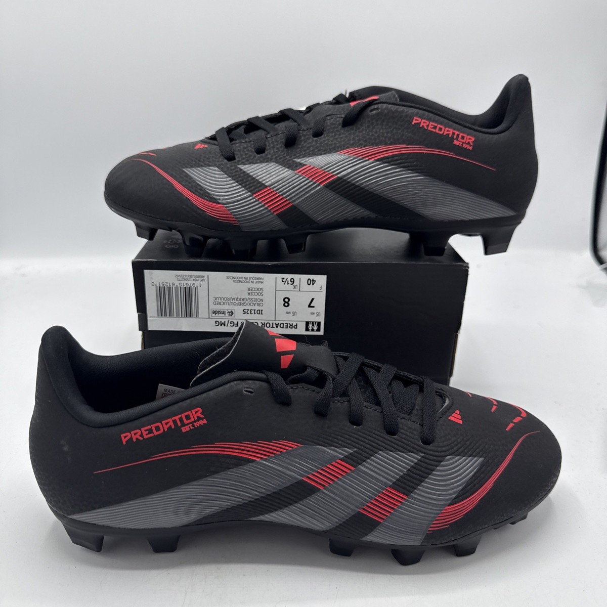 25cm adidas Predator 赤/黒 スパイクシューズ 25cm adidas Predator 赤/黒 スパイクシューズ