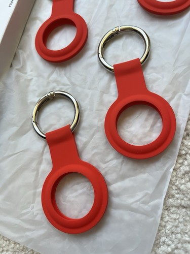 4-Pack JSAUX Red Silicone Keychain Holders for Apple AirTag open box - Photo 2 sur 6