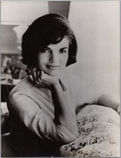 A14 A1466 – Jacqueline Kennedy Onassis Elegant Portrait First Lady Icon