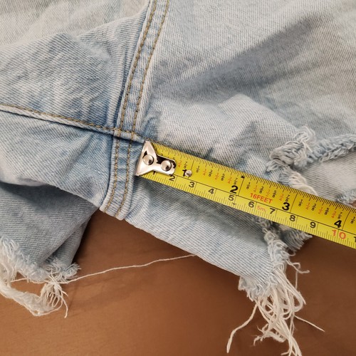 Universal Thread Damen abgeschnittene Jeans Vintage Midi Shorts Hüfte und Bein Größe 14/32 - Bild 10 von 10