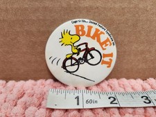 VTG 1965 Peanuts "Woodstock" Pinback Button Woodstock "Bike It" Pinback Button