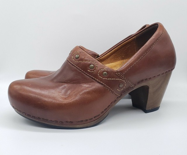 dansko high heel clogs
