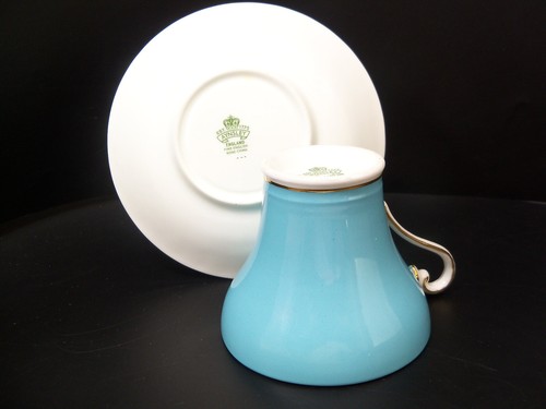John Aynsley #2974 Bone China England Light Blue Violets Tea Cup and Saucer - Picture 3 of 11