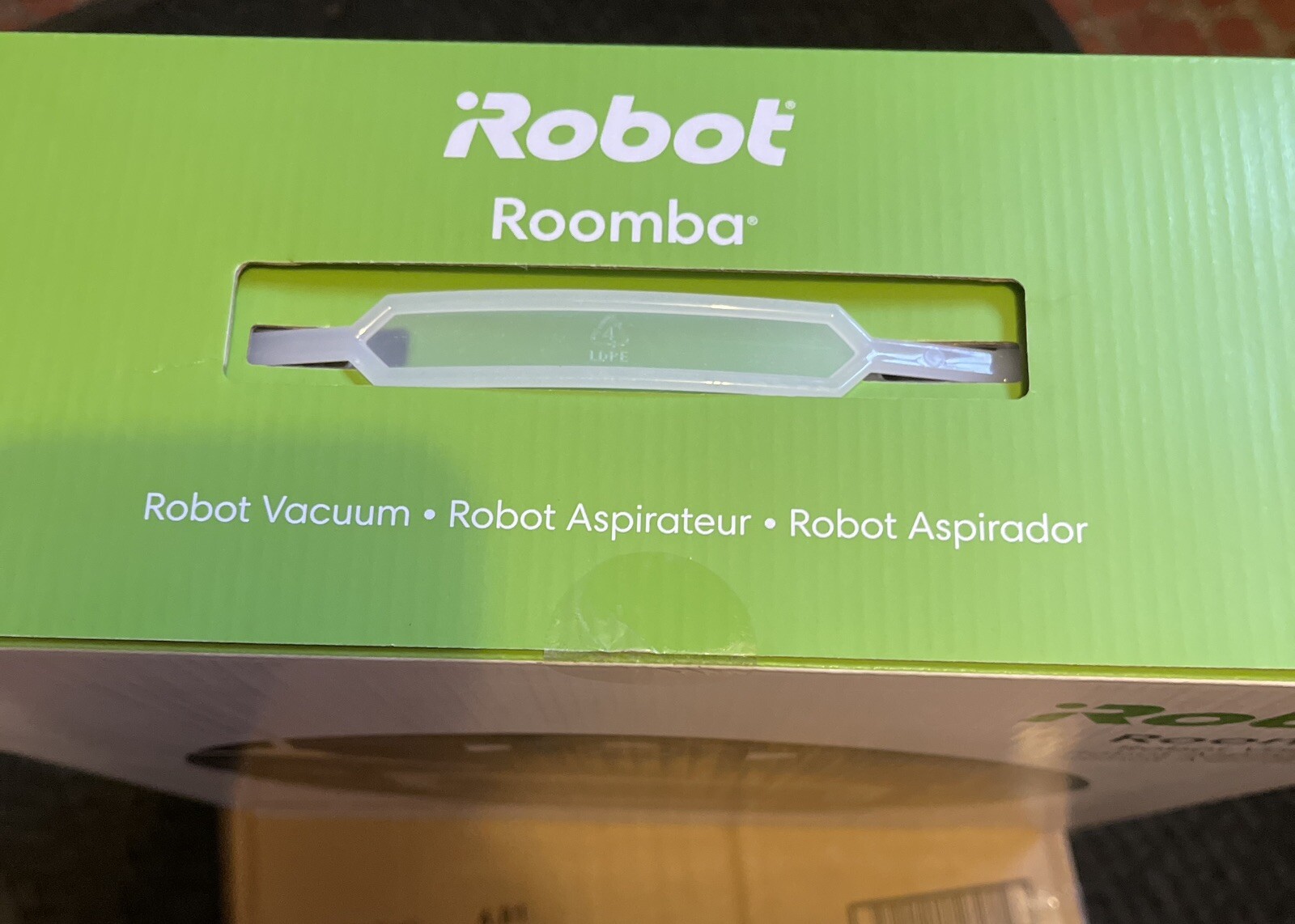 iRobot Roomba 694 WiFi App Connected Robot Bagless Vacuum Cleaner