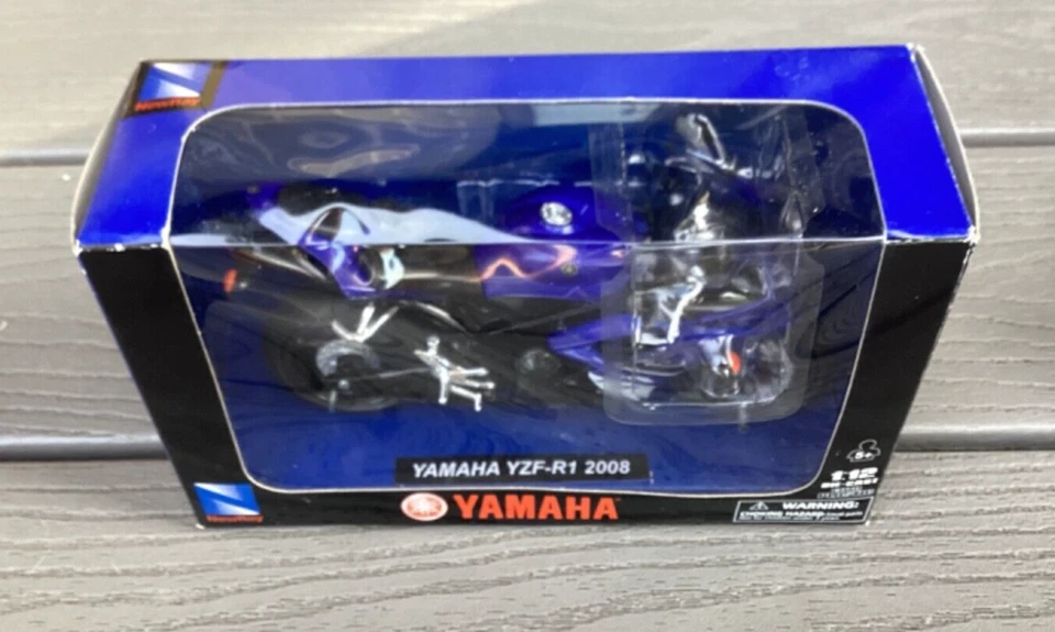 NEW-RAY 1/12 SCALE BLUE & BLACK 2008 YAMAHA YZF-R1 RACE MOTORCYCLE # 01358 NIB - Image 3 of 4