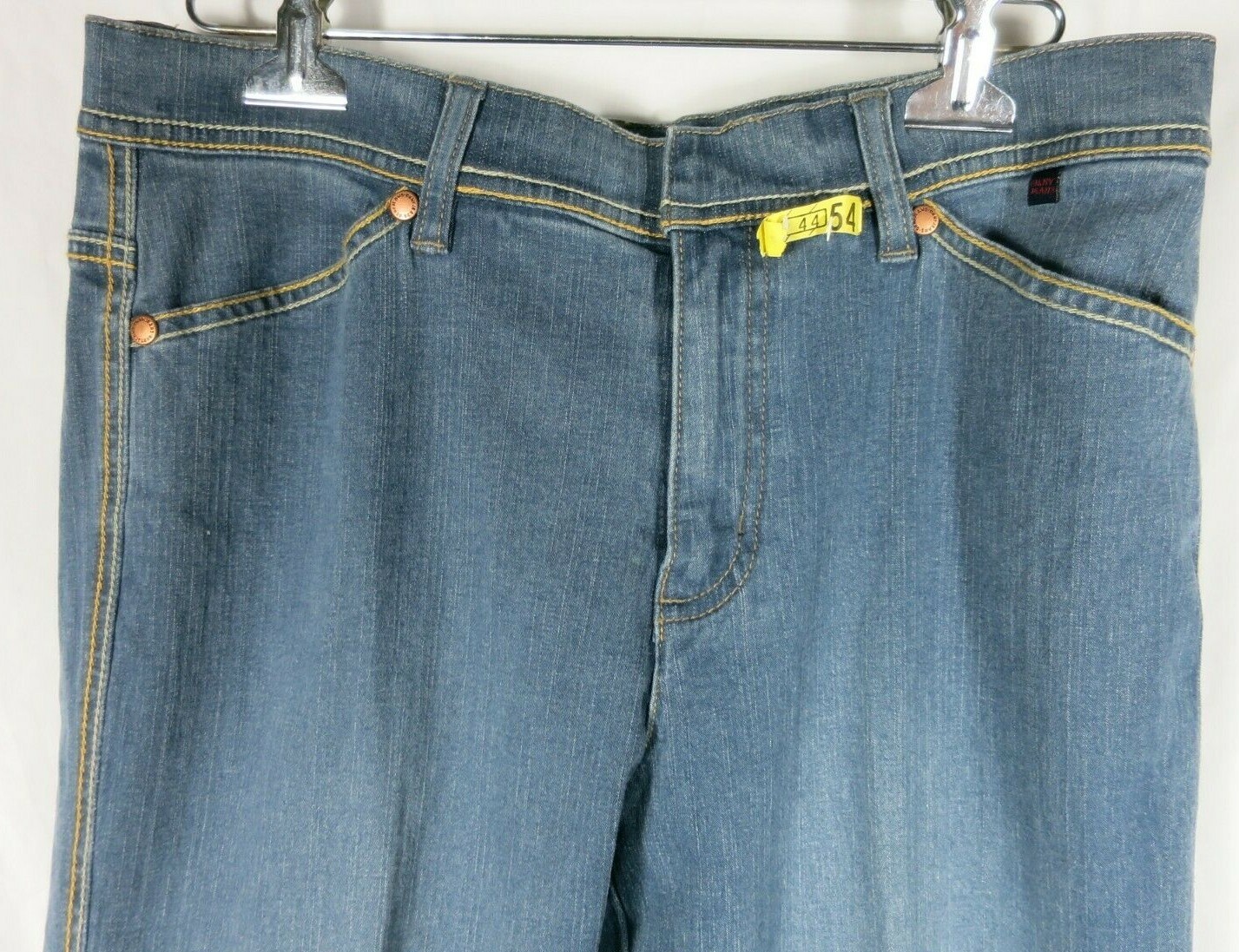 Picture 4 of 12