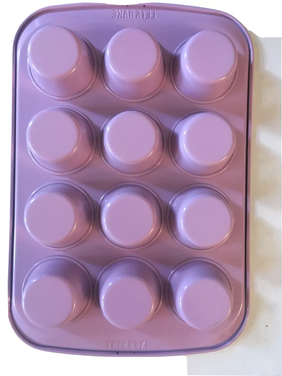 Naturals® 12 Cavity Muffin Pan