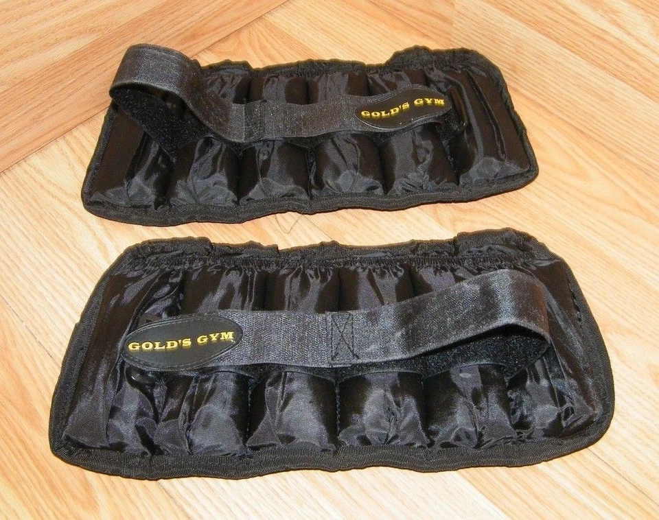 Gold's Gym (1117 505) Negro Par Ajustable de 2.5 lb. Pesas de tobillo/muñeca Foto 2 de 3