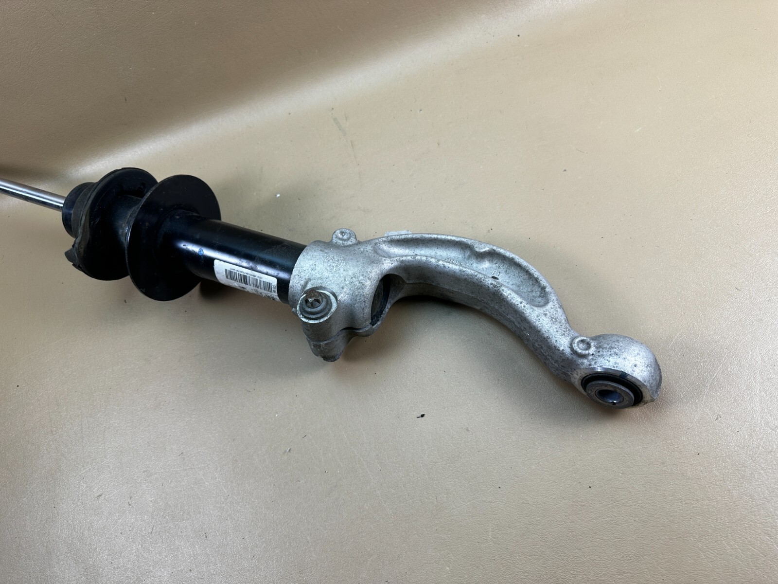 Maserati Ghibli 2014-2017 FRONT+RIGHT Strut assembly