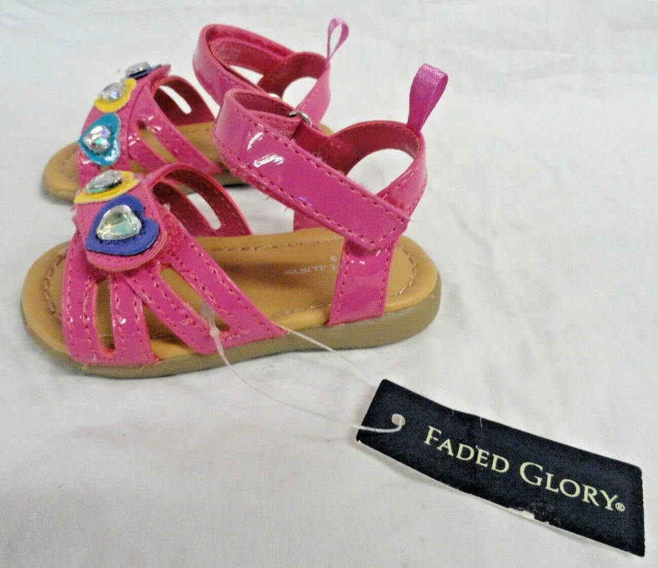 MENINAS INFANTIS, ROSA GLÓRIA DESBOTADA COM SANDÁLIAS CORAÇÃO DE STRASS ESCOLHA O TAMANHO 2, 3, NOVO - Imagem 2 de 3