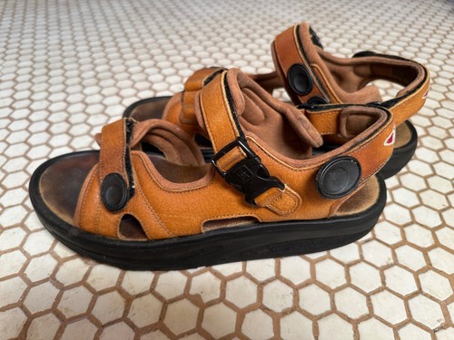 MBT SANDALIAS VINTAGE RARAS - UNISEX - Imagen 3 de 13