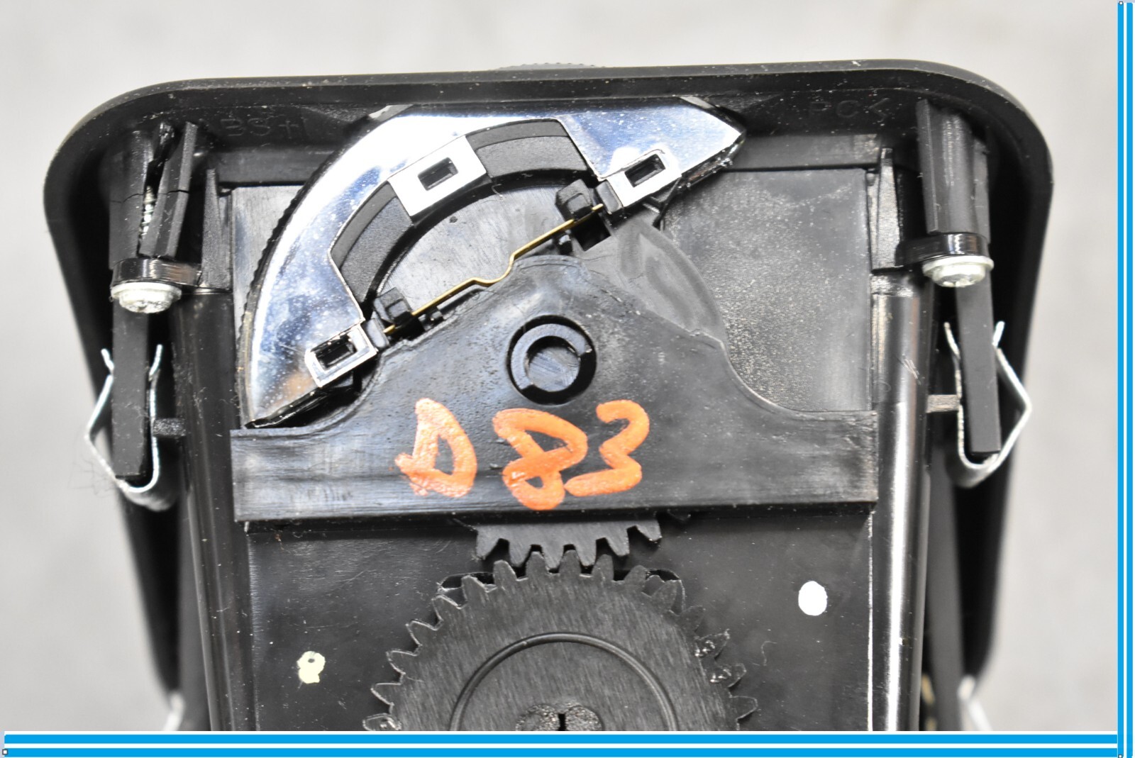 Maserati Quattroporte 2003-2012 Front Right Side air duct