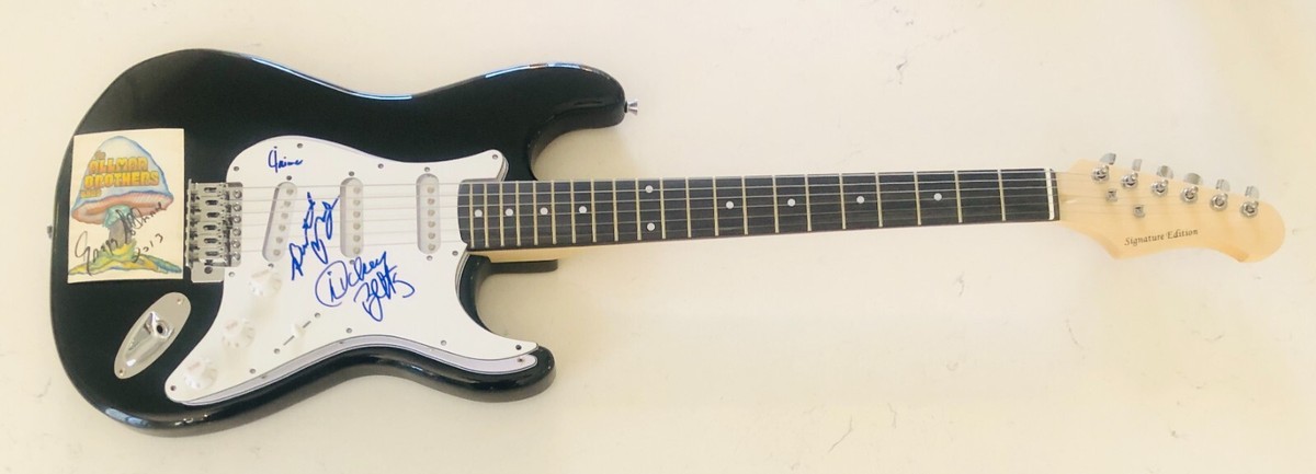 Allman Brothers Signed Autographed Guitar x 4 Dickey Betts Allman Brothers Signed Autographed Guitar x 4 Dickey Betts