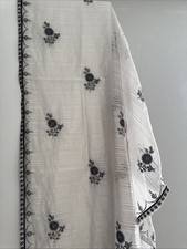   J. Luxury Silk Embroidered Shawl Designer Scarf Elegant Wedding / Party Wrap