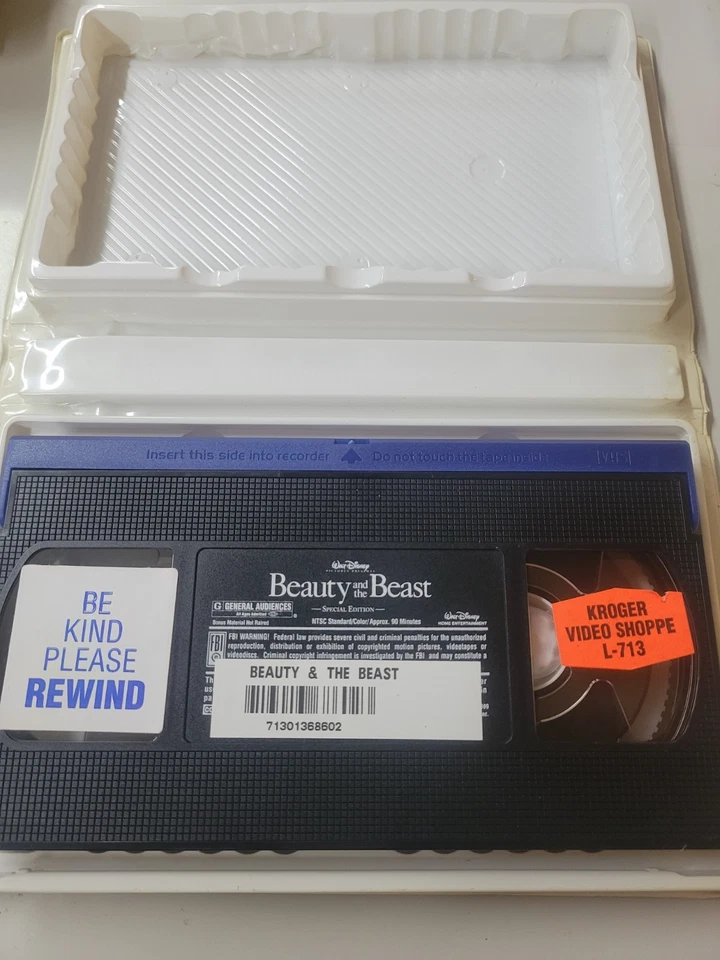 Beauty & The Beast Walt Disney Platinum Edition VHS - Image 2 of 2
