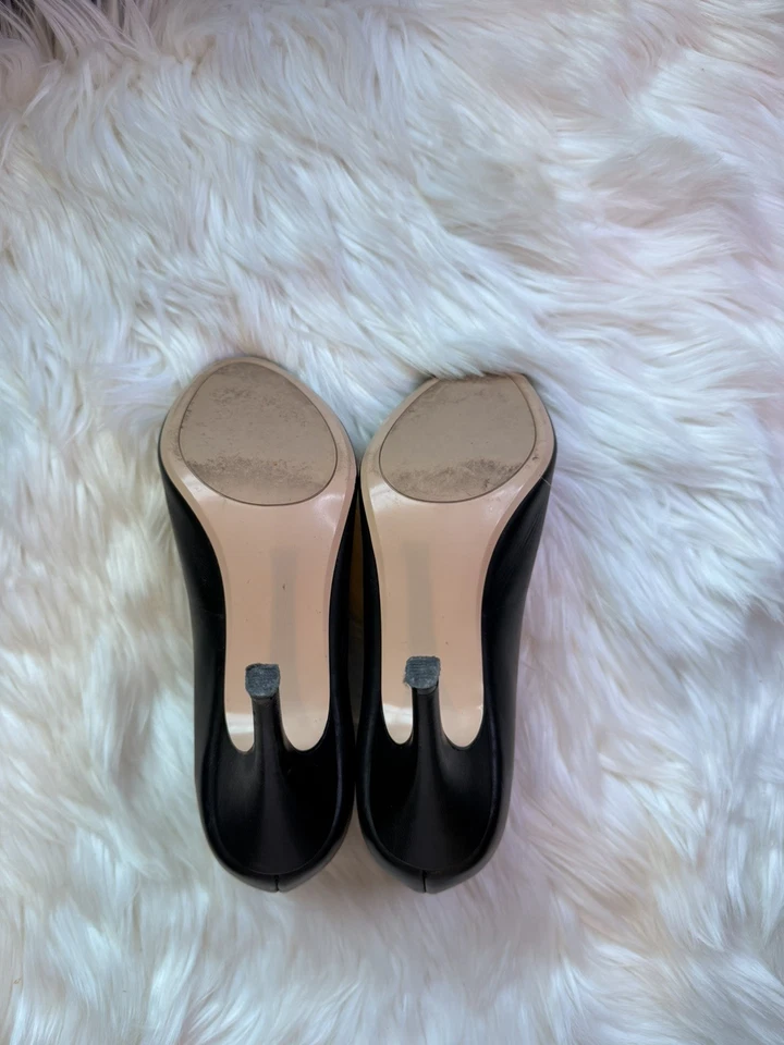 Halogen Katrina Black Leather Ankle Booties Women's Size 9M - Image 4 of 4