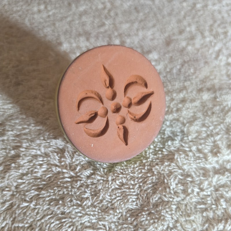 Vintage RYCRAFT 2" Round USED Cookie Stamp 