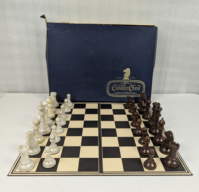 VTG Chess Board Cavalier Tournament Edition Staunton USA Complete