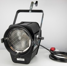 Speedotron 4800 watt Second Fresnelite Daylight Fresnel Strobe Spot Light 8 inch