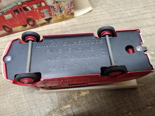 Vtg Meccano Dinky Toys Diecast 955 Fire Engine Truck w/Extending Ladder Orig Box - Picture 9 of 9