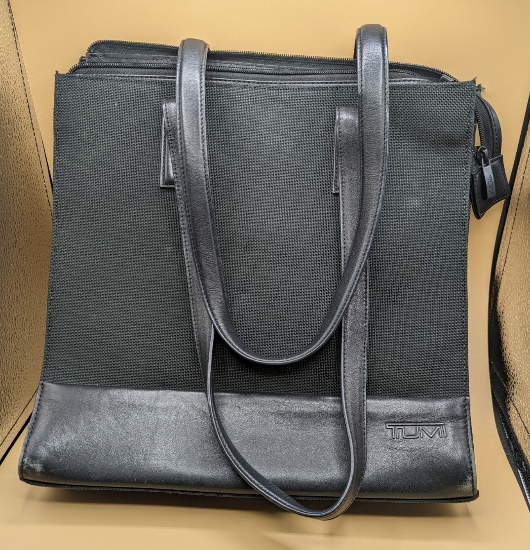 トゥミ／TUMI バッグ トートバッグ 鞄 ハンドバッグ レディース 女性  