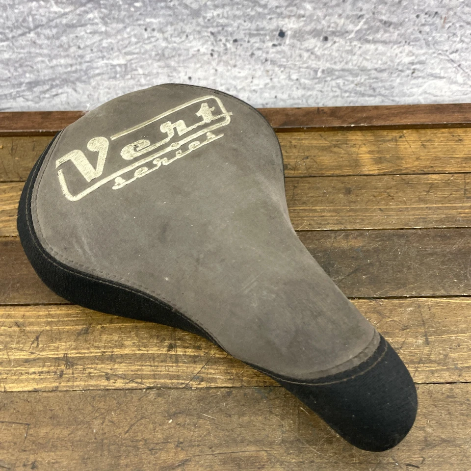 Sillín de asiento BMX serie Vert vintage Trek tierra salto acolchado media escuela pan 240 Foto 3 de 4